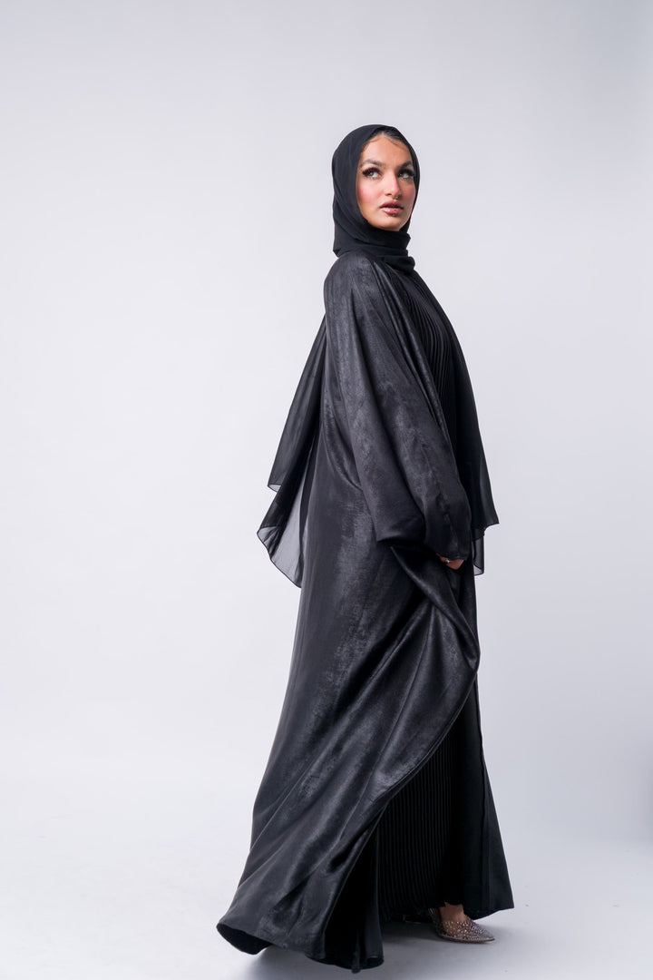 Luxe abaya black with hijab for Muslim women, elegant choice for formal events and festive occasions.