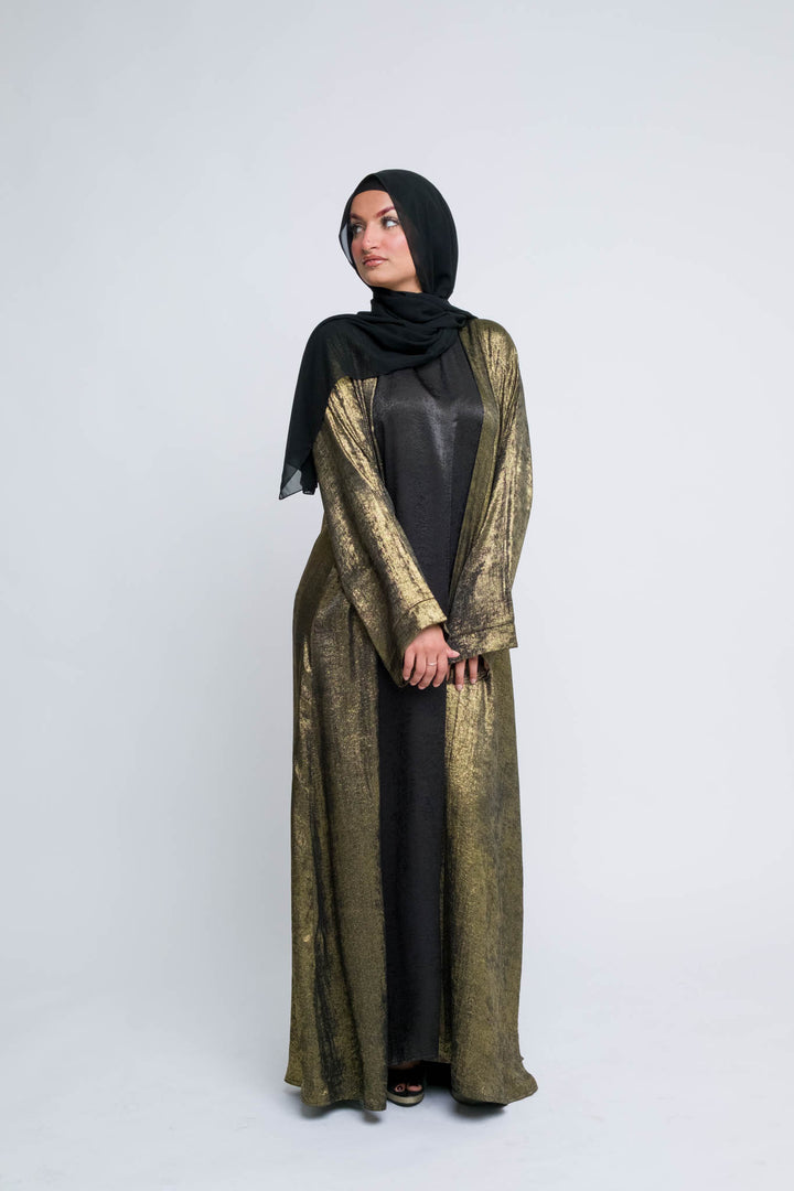 Luxe polyester abaya with full-length sleeve and flow